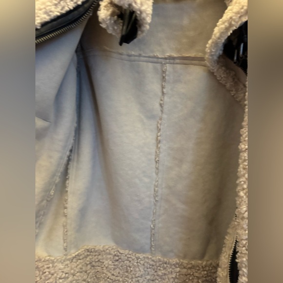 Zara Woman Cream Faux Shearling with Sheep Leather Accents Coat - Picture 10 of 10